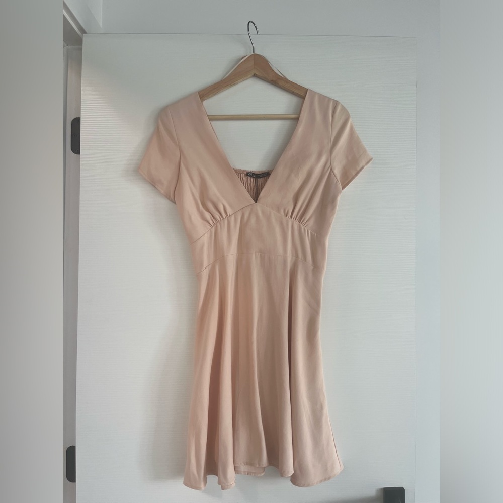 Nwt Zara blush dresss.
